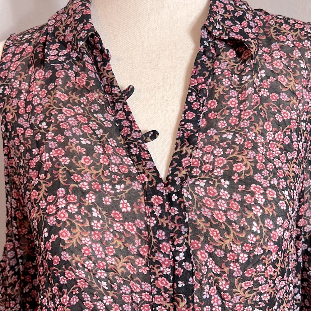 Paige - Silk Cold Shoulder Floral Blouse, size small